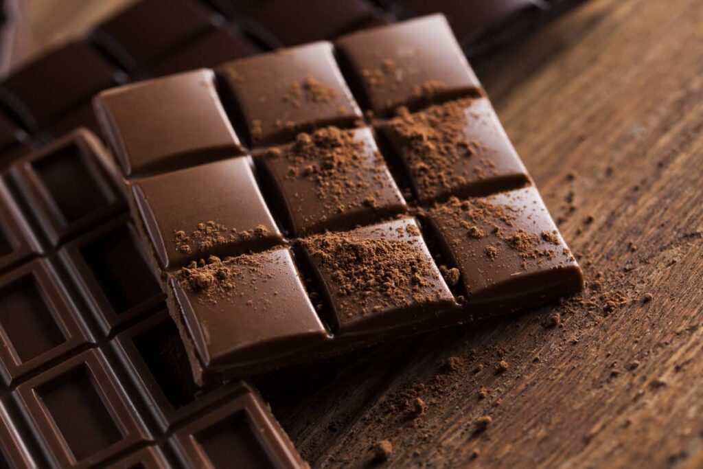 Želite da se zasladite - birajte crnu čokoladu, dobra je za vaše srce, a sadrži i impozantnu količinu gvožđa